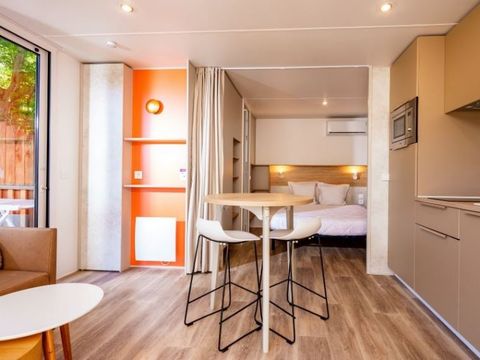 MOBILHOME 9 personnes - PREMIUM SPA TRIBU GORGES D'HERIC