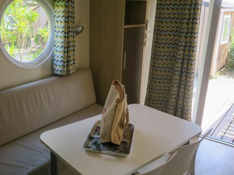 MOBILE HOME 4 people - Fig Tree' sleeps 4 - Available from 5pm