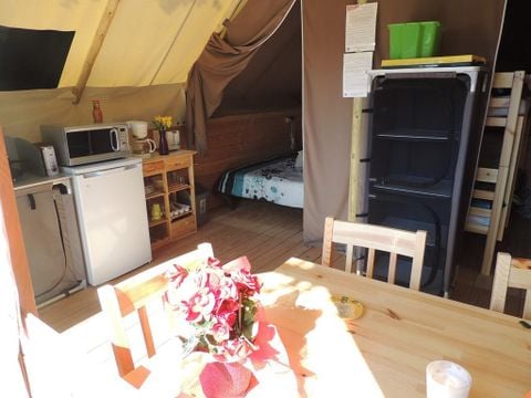 CANVAS AND WOOD TENT 4 people - Safari, 2 rooms (no sanitary facilities)