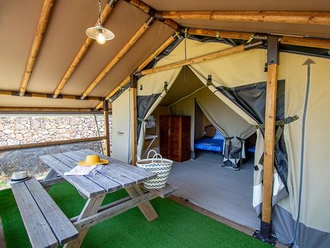 CANVAS AND WOOD TENT 4 people - Eco Lodge Verdon - 34m² - 2 bedrooms (without bathroom)