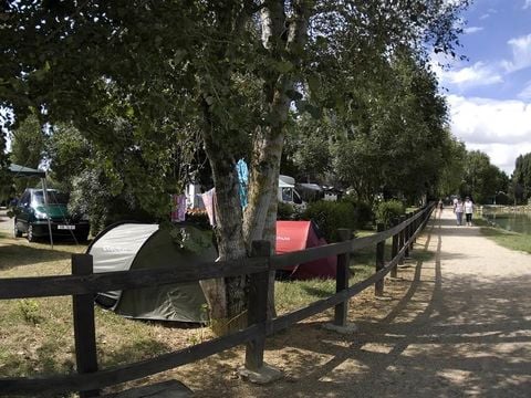 Camping Village de Loisirs Le Lomagnol  - Camping Tarn-et-Garonne - Image N°12