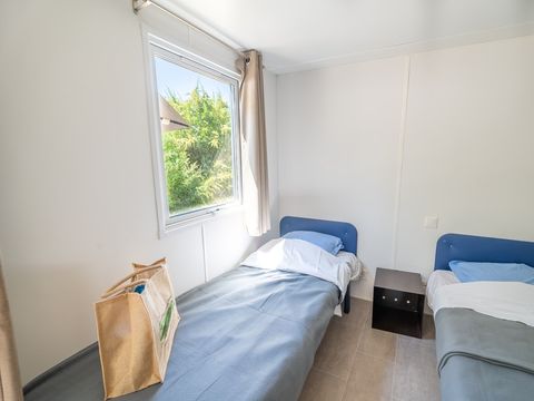 MOBILHOME 4 personnes - Mobilodge - 2 chambres (sans sanitaire)