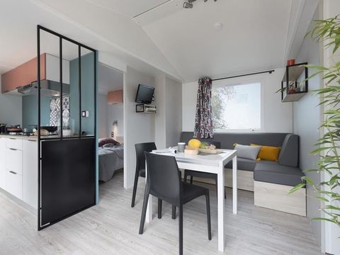 MOBILHOME 6 personnes - Super Cordelia Mobil-home CLIMATISE 32m² VUE PANORAMIQUE ! - 3 CH -Télévision (vend./vend. en Juillet et Août)