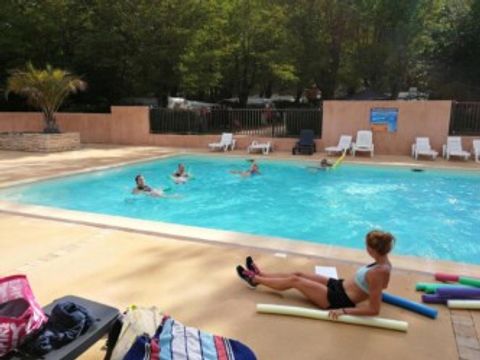 Flower Camping Le Saint Michelet - Camping Gard