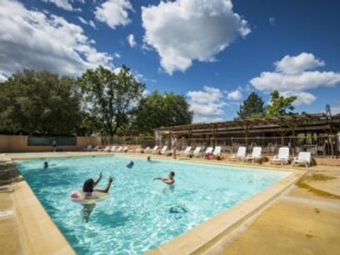 Flower Camping Le Saint Michelet - Camping Gard