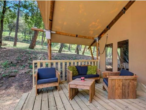 CANVAS AND WOOD TENT 6 people - Premium Lodge 4 Rooms 6 Persons + TV