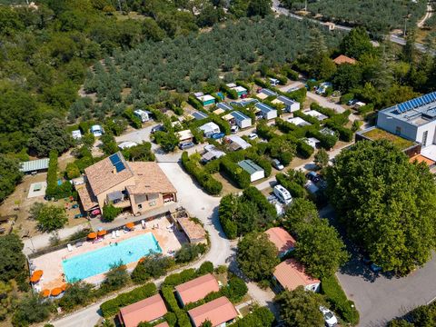 Camping La Fontaine D'annibal - Camping Drome - Image N°2