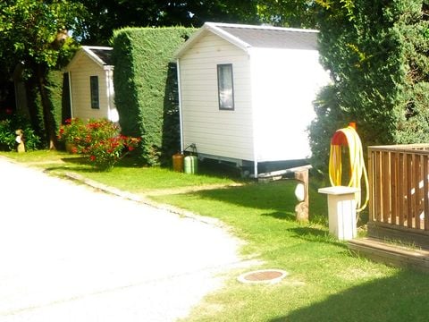 MOBILE HOME 7 people - Mobile-home 30m² Comfort (2bed - 5/7pers.) + Air conditioning + Covered terrace