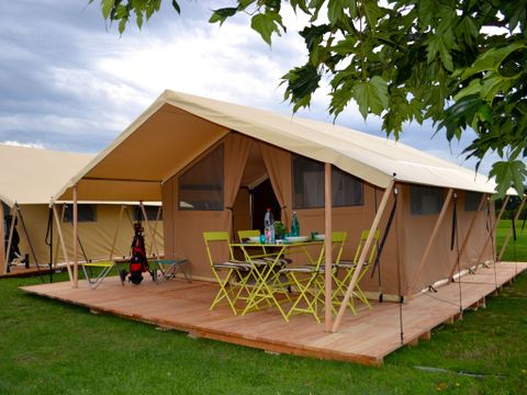 TENT 5 people - Cahors tent (without sanitary facilities)