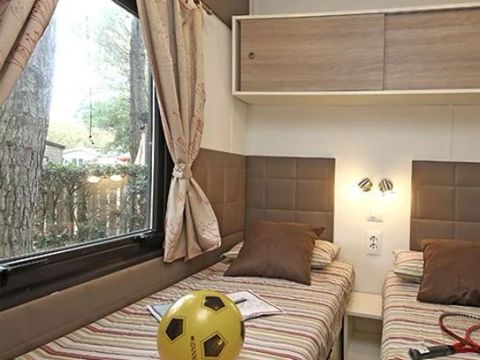 MOBILHOME 6 personnes - Mobil-home | Comfort | 3 Ch. | 6 Pers. | Terrasse surélevée | Clim.