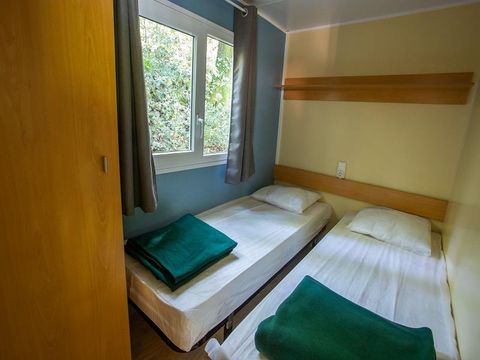 MOBILHOME 4 personnes - SUN - GENETS