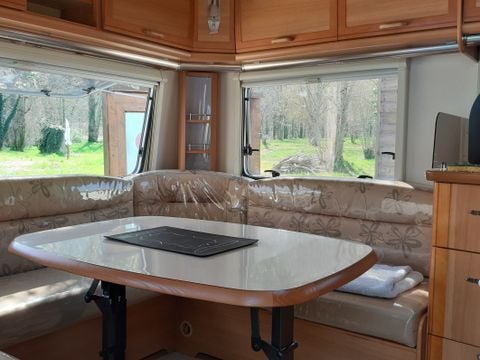 CARAVANE 2 personnes - Fendt LUXE (sans sanitaires)