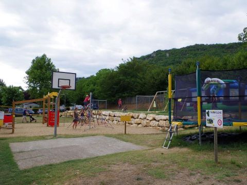 Flower Camping  Le Tiradou - Camping Dordoña