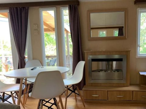 MOBILHOME 4 personnes - COTTAGE-GOLD : 1 Suite + 1 Chambre - Cheminée - TV   - Grand Réfrigérateur -