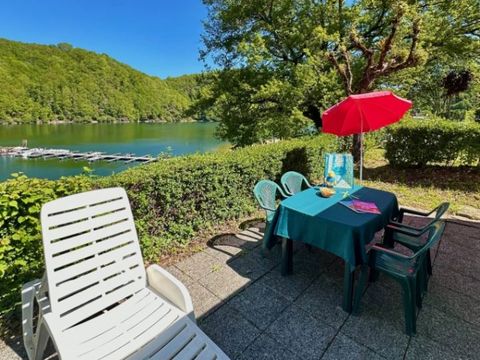 CHALET 4 personnes - CANTAL VUE LAC