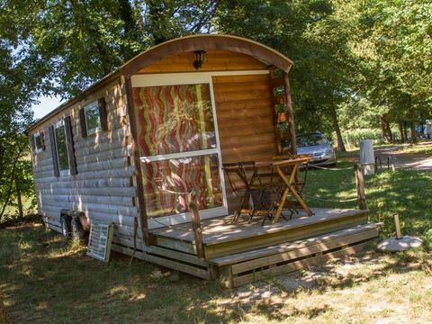 HÉBERGEMENT INSOLITE 4 personnes - Roulotte Standard 20m² (1 chambre) sans sanitaires