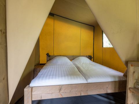 CANVAS AND WOOD TENT 6 people - Glamping tent Verney