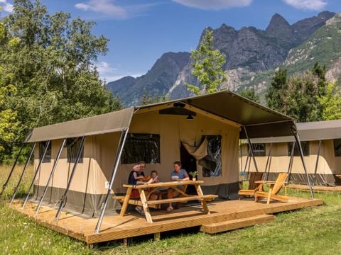 CANVAS AND WOOD TENT 6 people - Glamping tent Verney