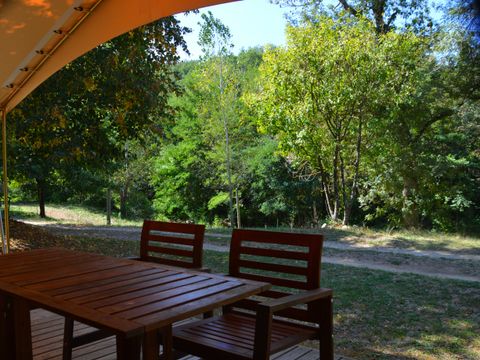 CANVAS AND WOOD TENT 4 people - LODGE VIVARAIS by the river (without sanitary facilities)