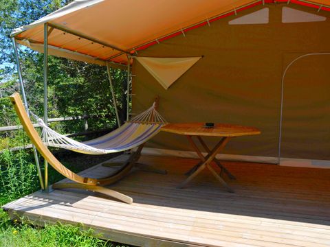 UNUSUAL ACCOMMODATION 4 people - LODGE Canada (without sanitary facilities)