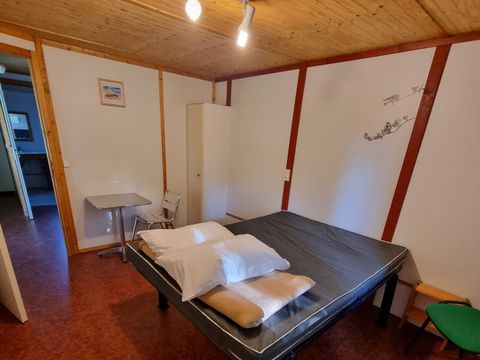 CHALET 4 people - Chalet 38m² - 2 bedrooms (disabled access)