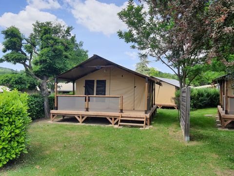 CANVAS AND WOOD TENT 5 people - LODGE BALI CONFORT Without sanitary facilities