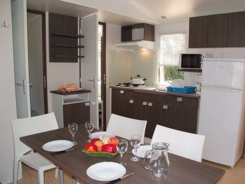 MOBILE HOME 4 people - 2 bedrooms without air-conditioning and without television