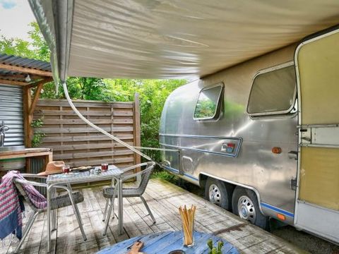 CARAVAN 2 people - AMERICAN AIRSTREAM with Spa