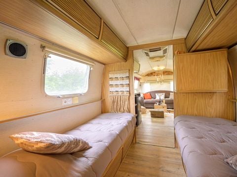 CARAVAN 2 people - AMERICAN AIRSTREAM with Spa