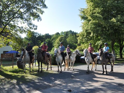 Camping Le Moulin Du Châtain - Camping Dordogne - Afbeelding N°2