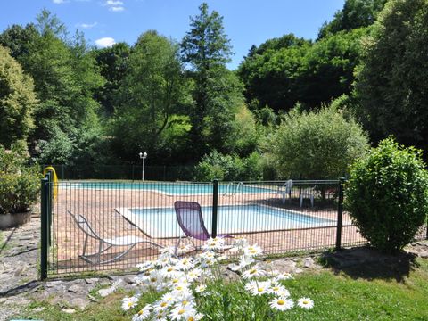 Camping Le Moulin Du Châtain - Camping Dordogne - Afbeelding N°0