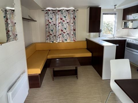 MOBILHOME 6 personnes - Mobil-home | Classic XL | 3 Ch. | 6 Pers. | Terrasse surélevée | 2 SDB | TV