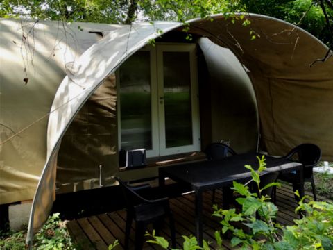 CANVAS AND WOOD TENT 4 people - COCO, without sanitary facilities