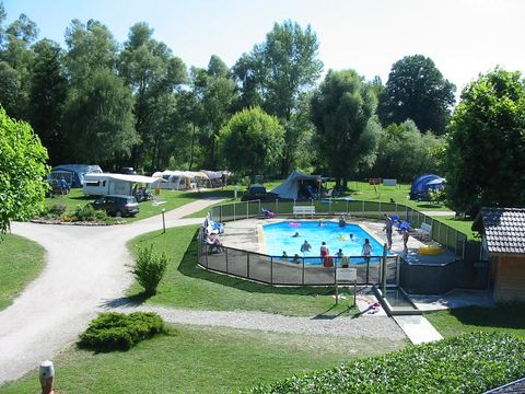 Camping Les Bords Du Guiers - Camping Savoie - Image N°2