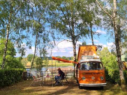 Flower Camping l'Air du Lac - Camping Haute-Vienne