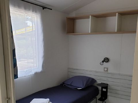 MOBILHOME 4 personnes - Prestige - 2 chambres (PMR) (lit fait à l'arrivée + linge de lit)