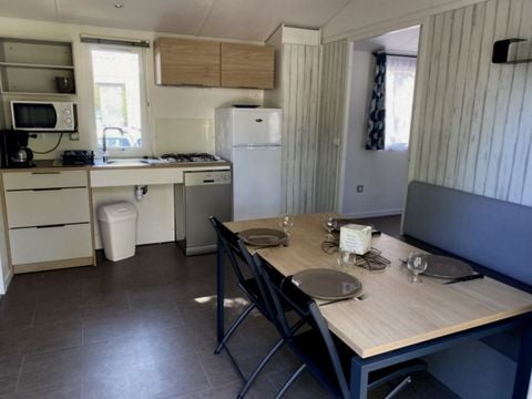 MOBILHOME 4 personnes - Prestige - 2 chambres (PMR) (lit fait à l'arrivée + linge de lit)