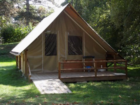 CANVAS AND WOOD TENT 2 people - (without sanitary facilities)