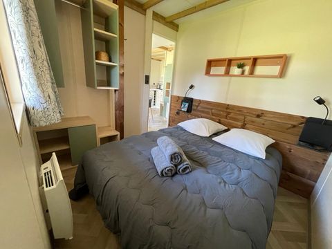 CHALET 4 people - PREMIUM 39m² (2 bedrooms) including covered terrace + TV