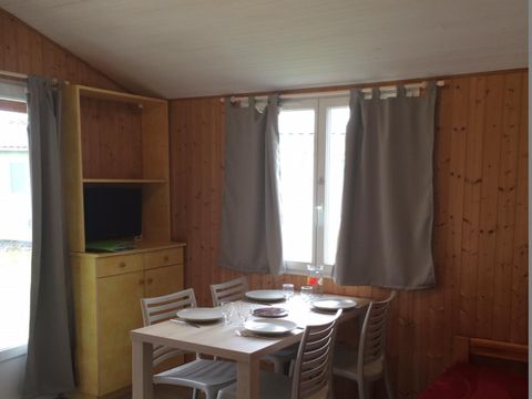 CHALET 5 people - CONFORT 29 m² (2 bedrooms) + terrace 11m² + TV