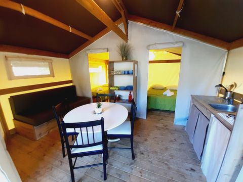 CANVAS AND WOOD TENT 4 people - Ecolodge Toile & Bois 30m² (2 bedrooms - sleeps 4) including covered terrace 8m² - Without sanitary facilities