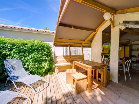 CANVAS AND WOOD TENT 4 people - Ecolodge Toile & Bois 30m² (2 bedrooms - sleeps 4) including covered terrace 8m² - Without sanitary facilities