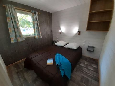 CHALET 6 personnes - PREMIUM 48 m² (3 chambres) dont terrasse semi-couverte + TV+ LV + Clim + Plancha