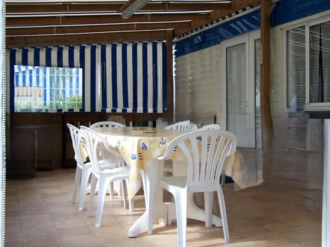 MOBILHOME 4 personnes - ECO 2 chambres <25 m²