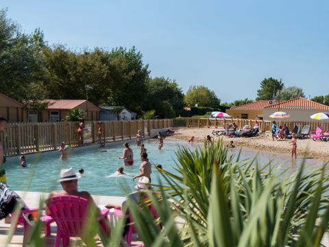 Flower Camping Le Petit Paris - Camping Vendée