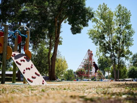 Camping Domaine du Château de l'Epervière  - Camping Saône-et-Loire - Image N°38