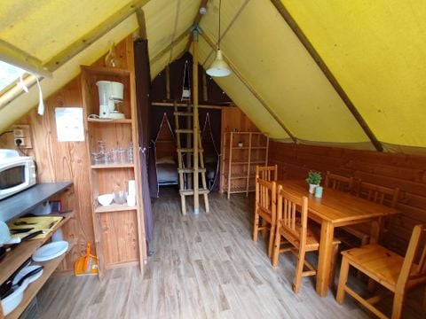 TENT 7 people - LODGE 6/7 pers INSOLITE 3 rooms without bathroom