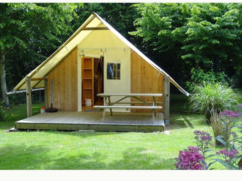 TENT 7 people - LODGE 6/7 pers INSOLITE 3 rooms without bathroom