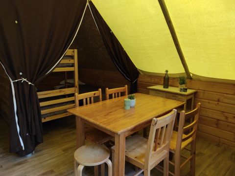 TENT 5 people - LODGE 4/5 pers INSOLITE 2 rooms without bathroom