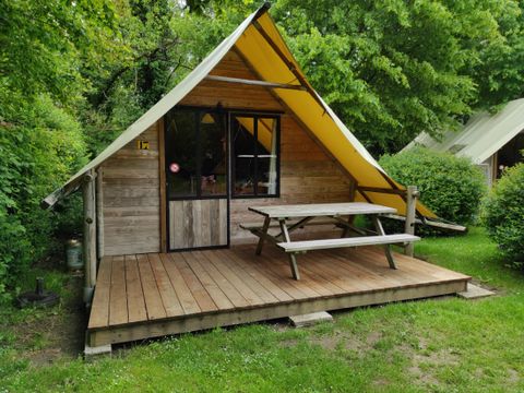 TENT 5 people - LODGE 4/5 pers INSOLITE 2 rooms without bathroom